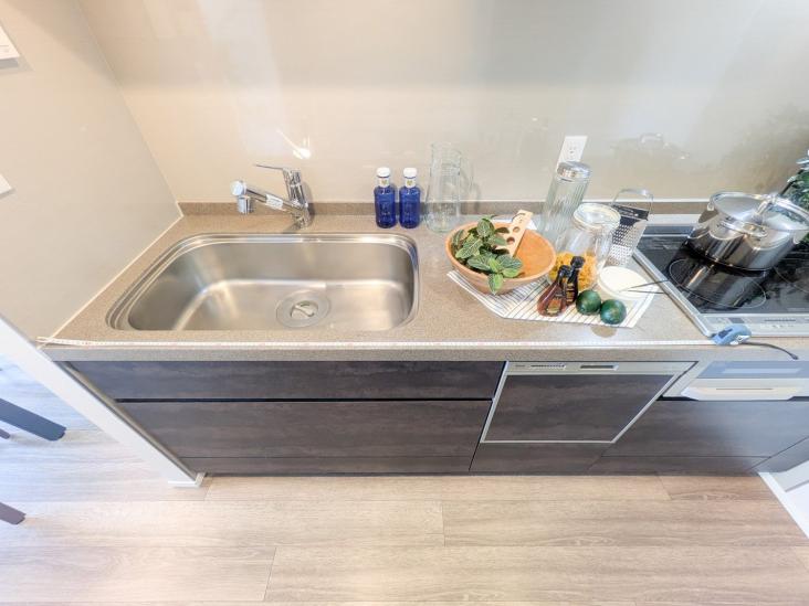 ラ・トゥール渋谷宇田川-19-キッチン