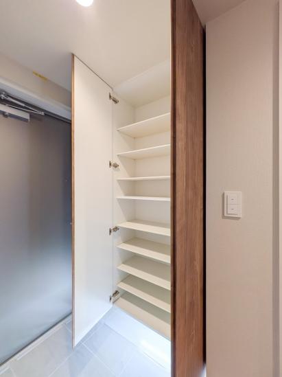 ファミールヒルズ目黒東山-27-収納