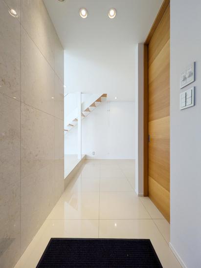 世田谷区上馬三丁目中古戸建-40-玄関