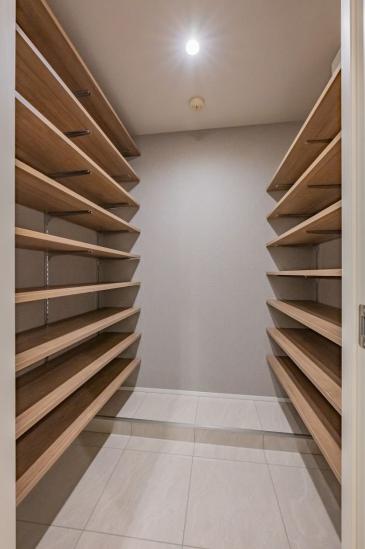 ライオンズマンション弦巻グランフォート-19-収納