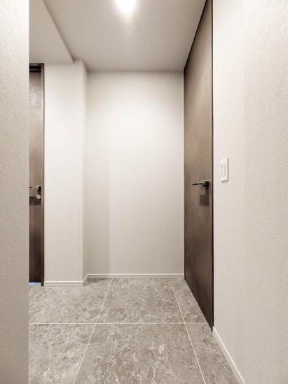 プラウド渋谷東-29-玄関