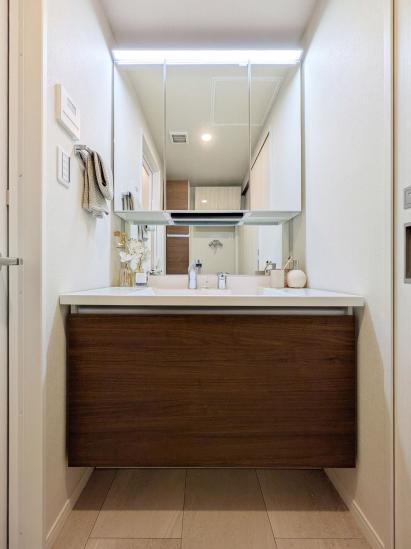 ディアナコート二子玉川園-26-洗面