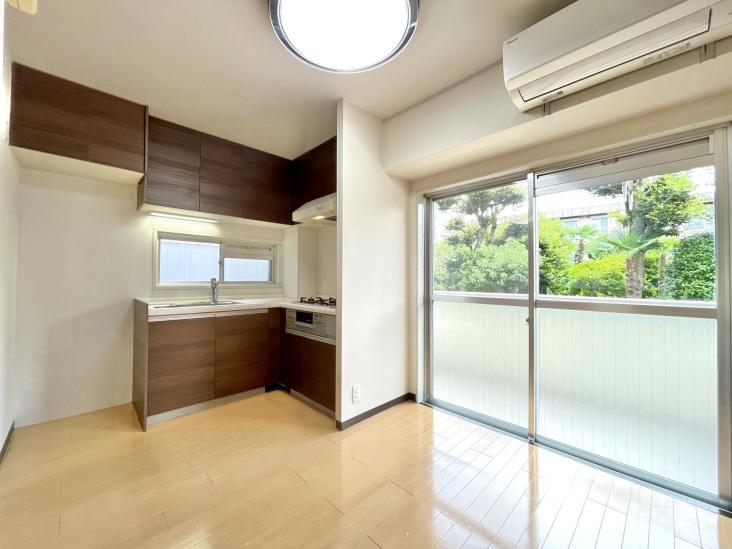 ライオンズマンション桜台-11-室内