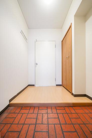 ライオンズマンション桜台-13-玄関