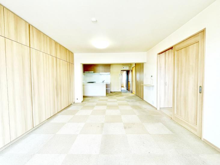 前野町ハイツ 5号棟-8-リビング