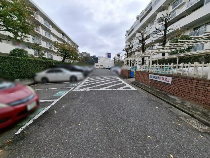 前野町ハイツ 5号棟-31-駐車場