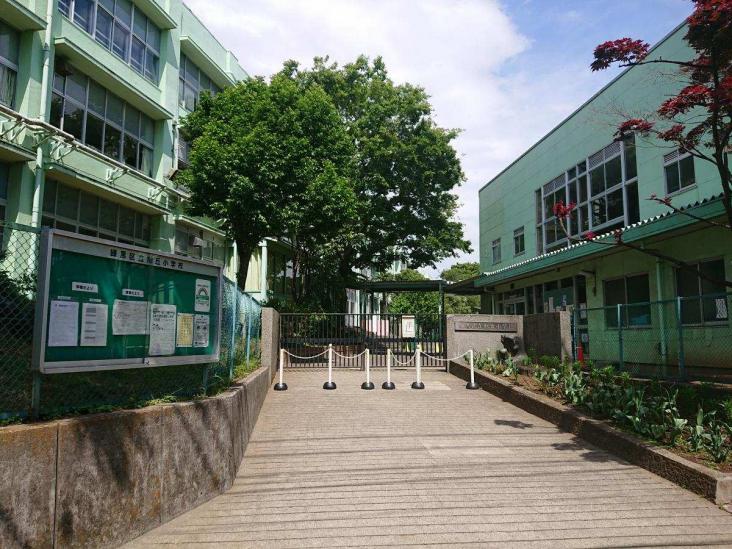 江古田パークマンション A号棟-25-小学校