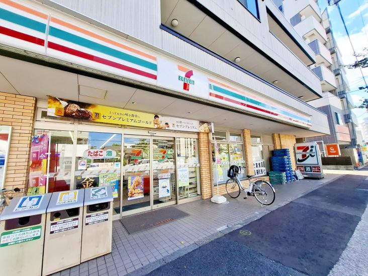 クリオ　ラベルヴィ赤羽東-32-コンビニ