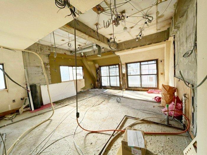 キャニオンマンション第２板橋-14-リビング