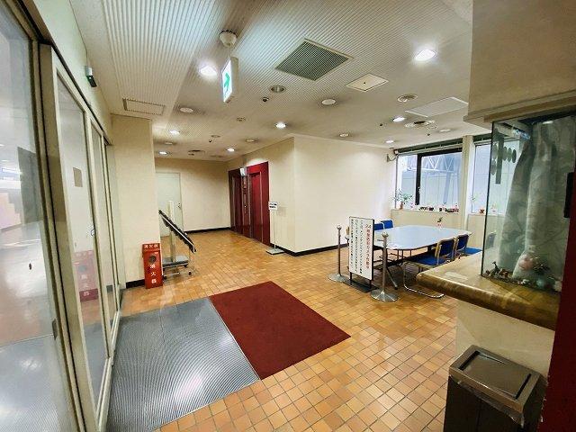 メゾンサンシャイン-6-ロビー