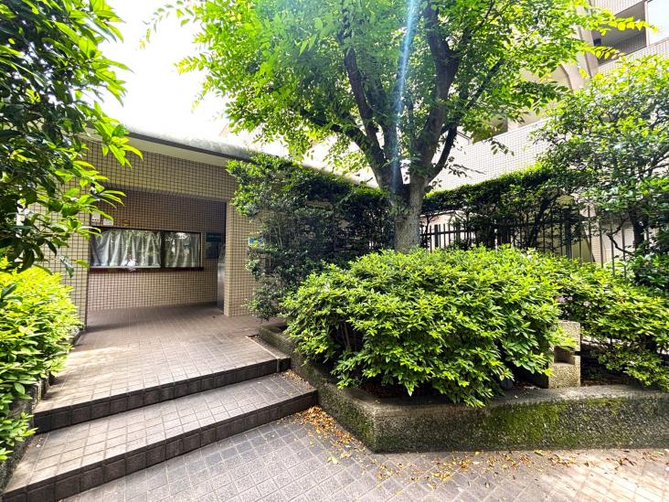 氷川台ハイム-16-エントランス