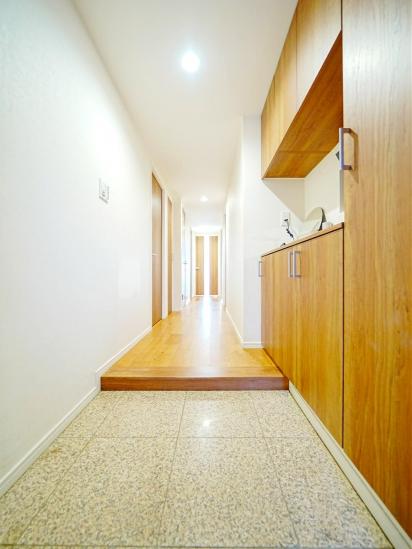 クリオ西高島平弐番館-15-玄関