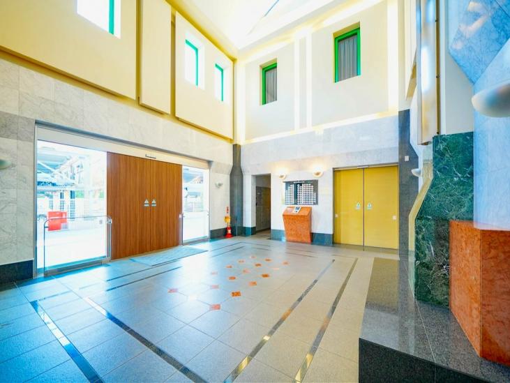 クリオ西高島平弐番館-27-エントランス