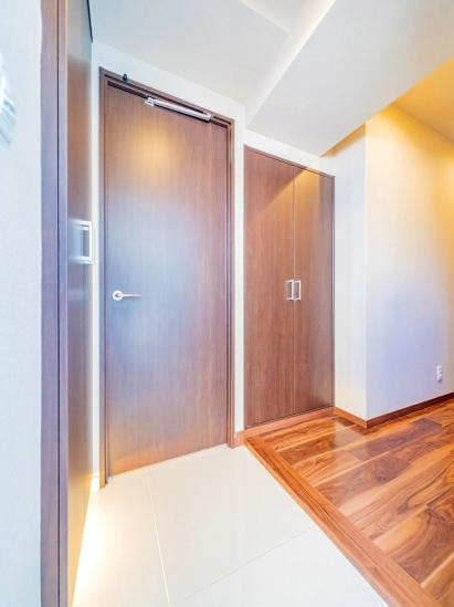 ヴェルト池袋-14-玄関