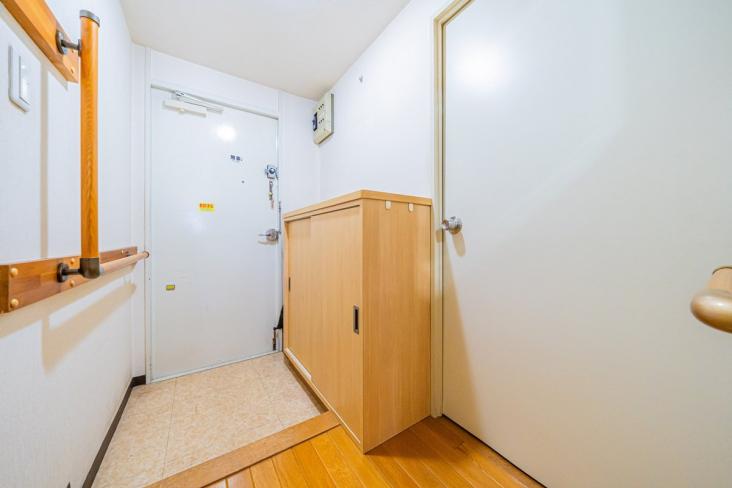 サンシティC棟-14-玄関