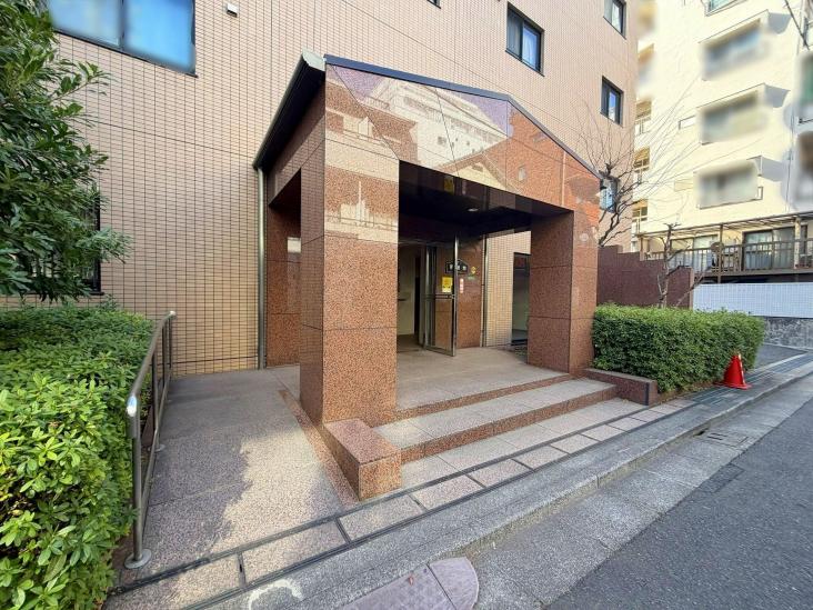 メイツ新桜台-11-エントランス