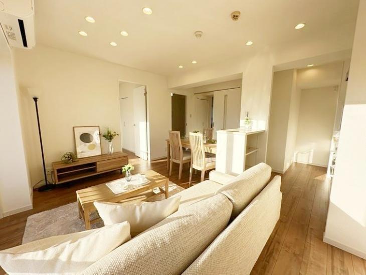 ソレーユメゾン石神井-2-リビング