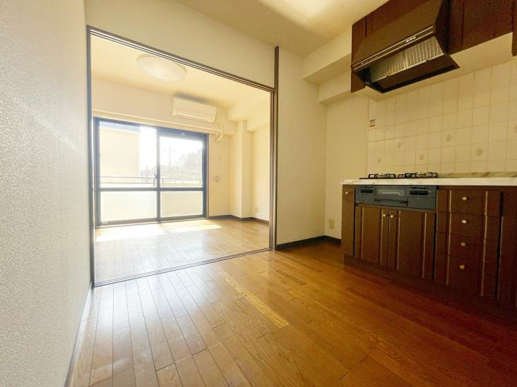 ライオンズガーデン赤塚公園-9-室内