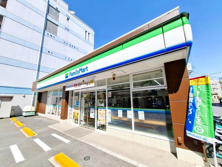 ドミールセブン-13-コンビニ