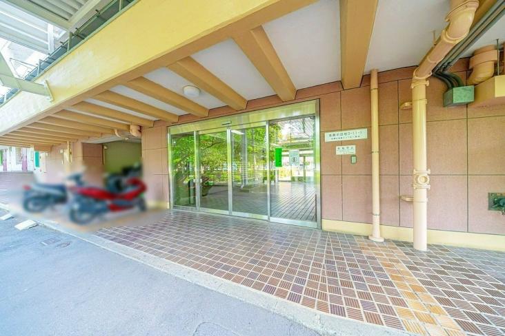 高島平第１住宅-27-エントランス
