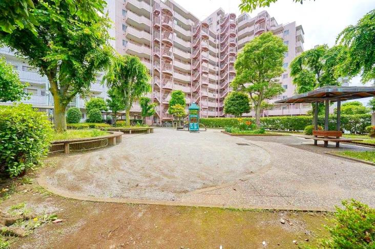 ツインシティ壱番館エトランズ東砂-14-庭