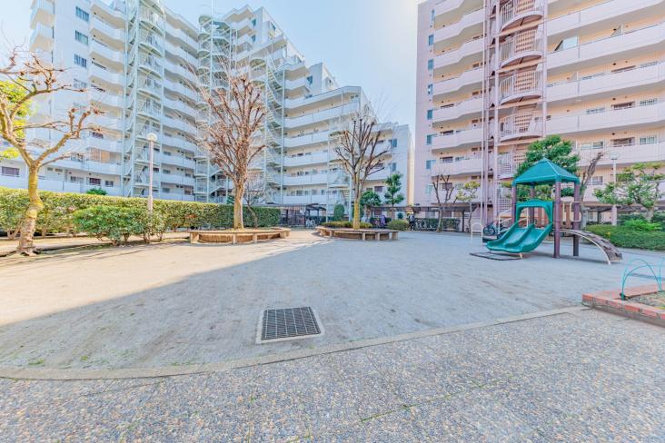 ツインシティ壱番館エトランズ東砂-28-庭