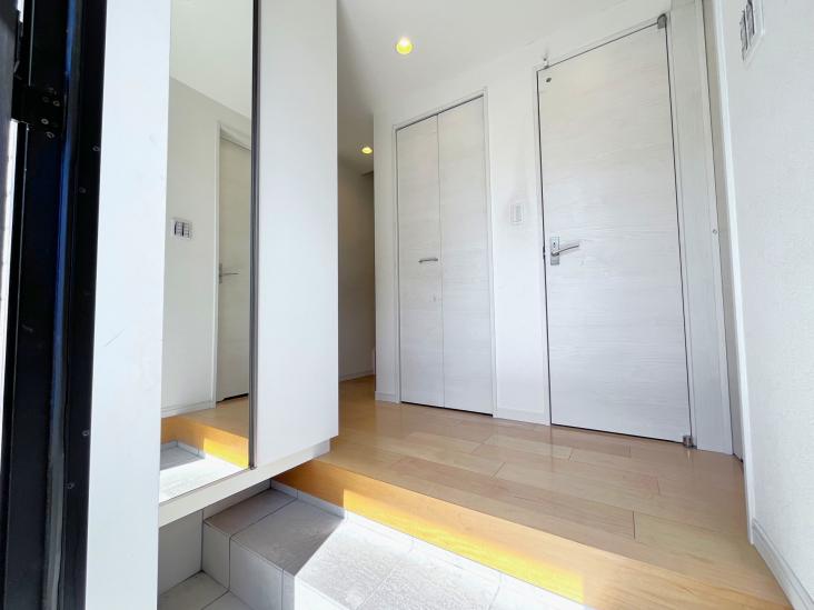 江戸川区北葛西1丁目中古戸建-22-玄関