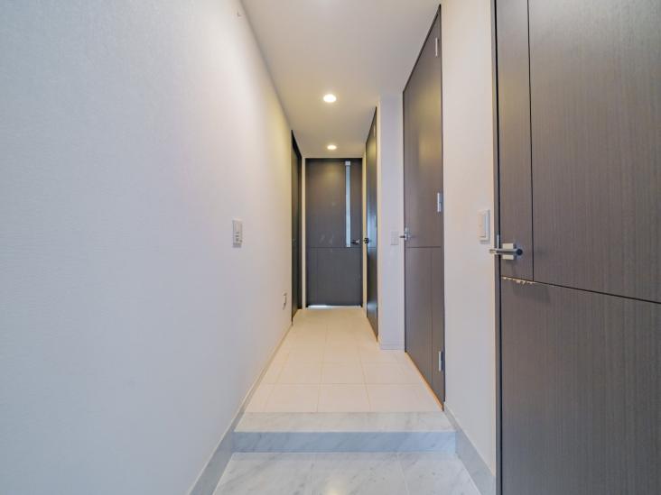 ビーコンタワーレジデンス-27-玄関