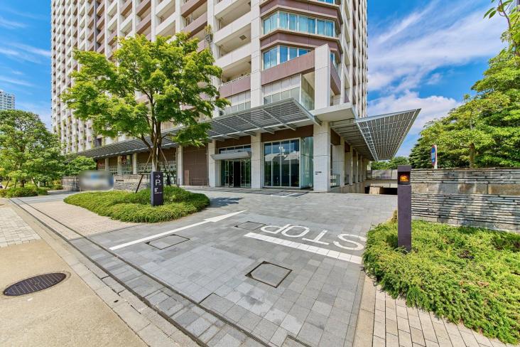 Brillia有明Sky Tower-8-エントランス