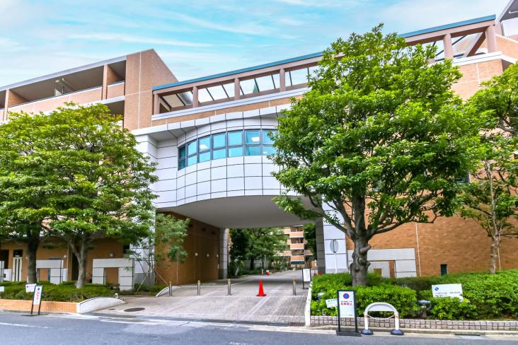 ルネ・ベイグランデ-4-エントランス