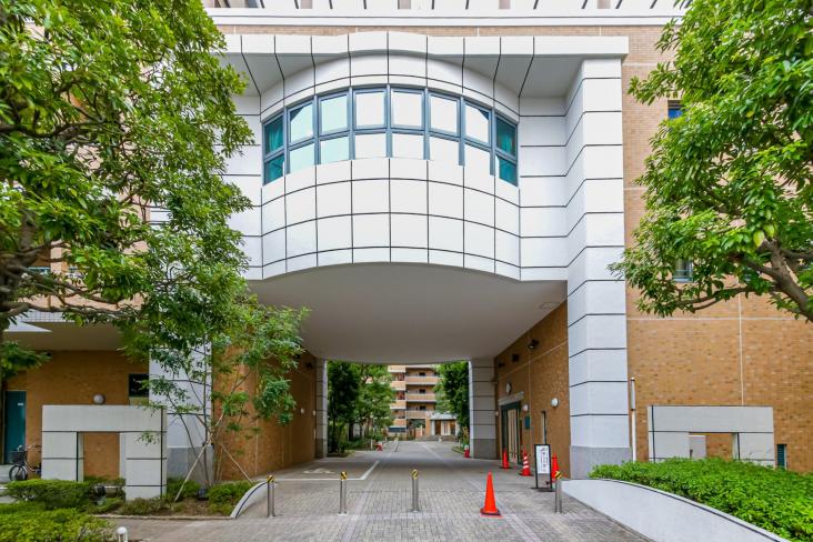 ルネ・ベイグランデ-5-エントランス