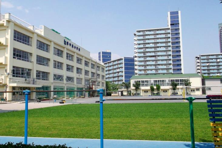 ルネ・ベイグランデ-33-小学校