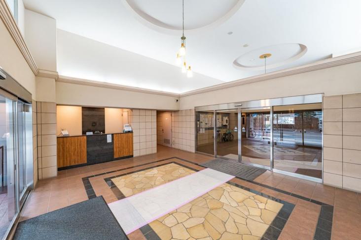 ライオンズステージキャピタルイースト-5-エントランス