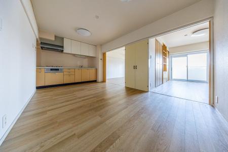 越中島三丁目ハイツ　１号棟