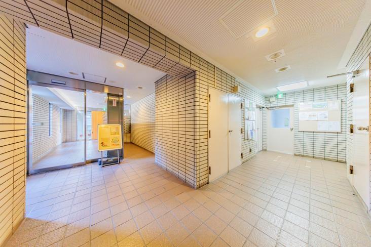 コスモウィル大島-18-エントランス