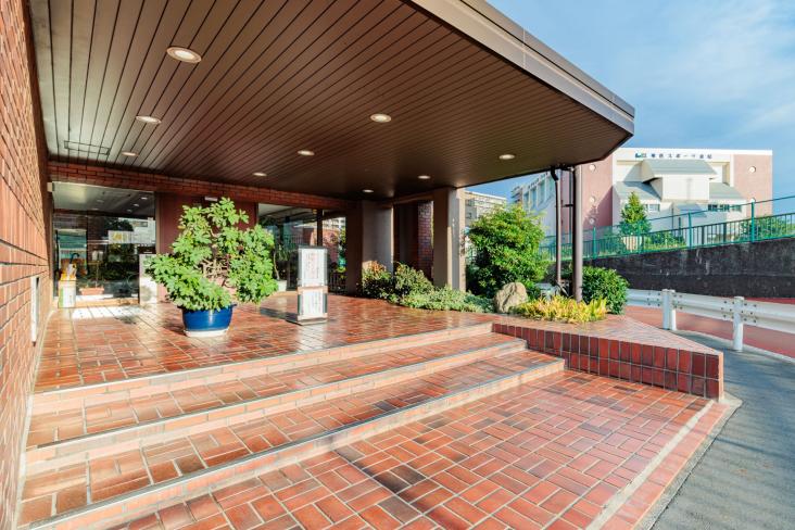 ジュネシオン小名木-15-エントランス