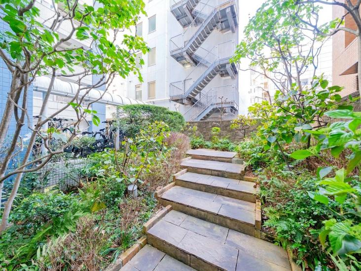 クラリティ・アスール-17-庭