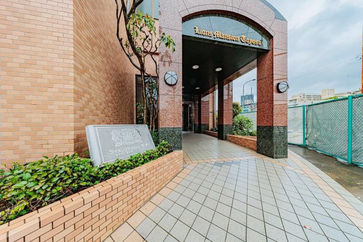 ライオンズマンション豊洲-11-エントランス