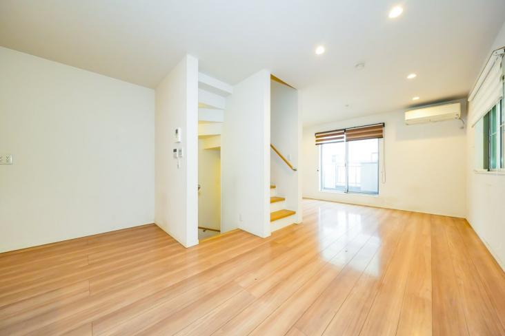 江東区大島七丁目中古戸建-3-リビング