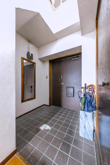 エフズエマナンス-20-玄関