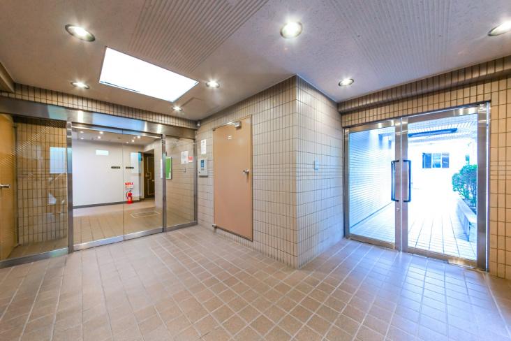 エフズエマナンス-31-ロビー