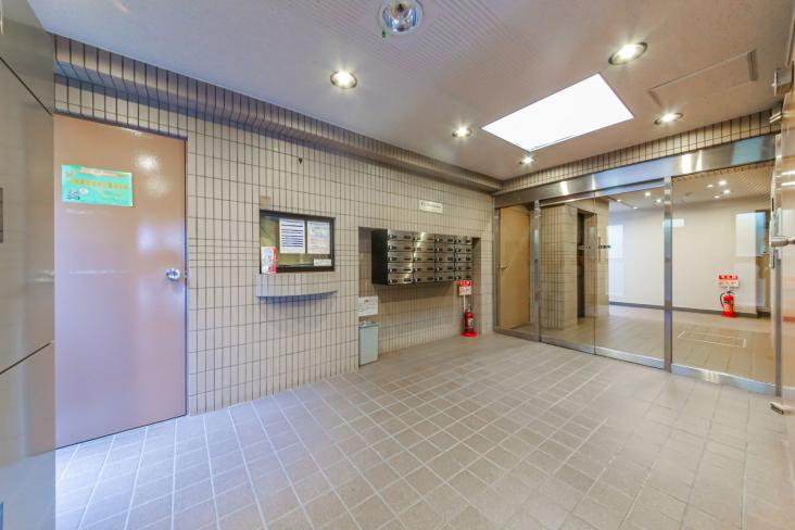 エフズエマナンス-32-ロビー