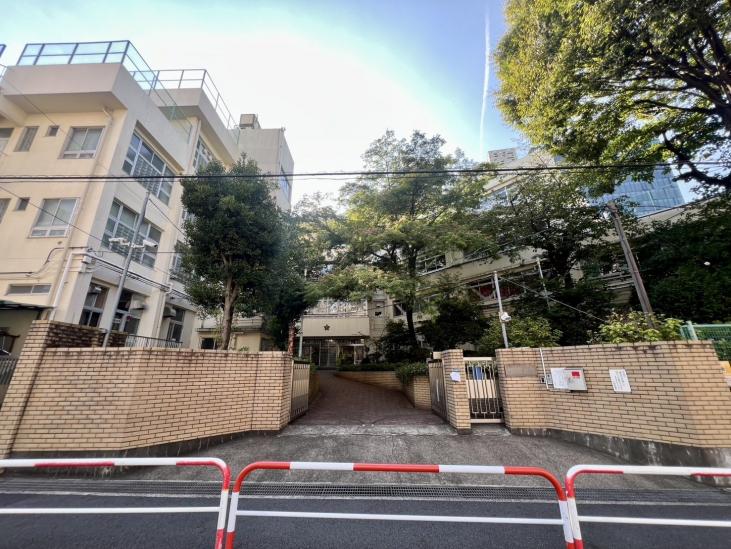 プライムコート戸山-49-小学校