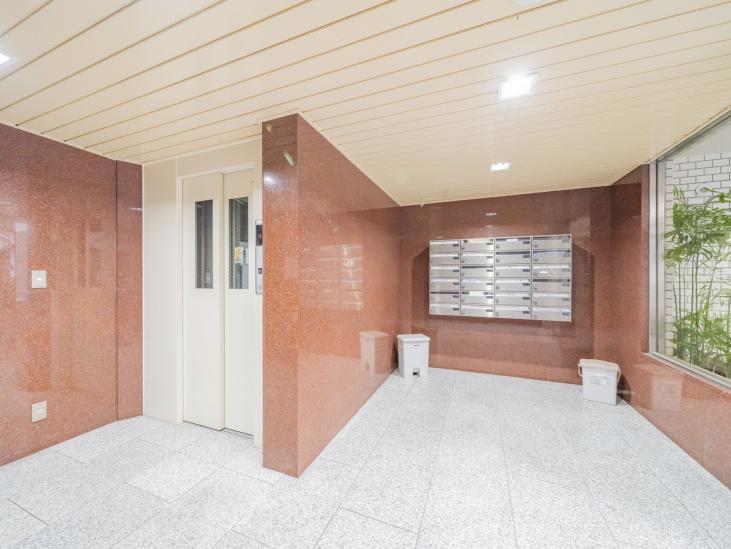 プチモンド目白-16-エントランス