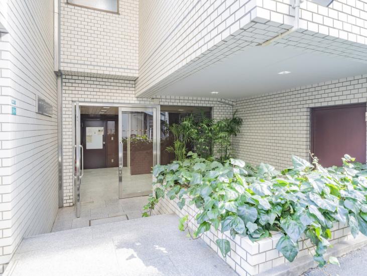 プチモンド目白-23-エントランス