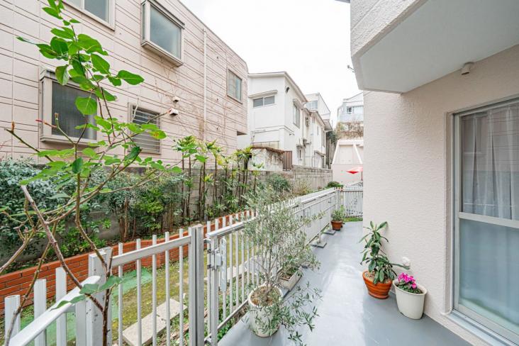 余丁町サンハイツ-18-庭