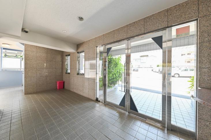 セザール第2中野富士見町-18-エントランス