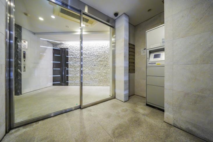 アピス一番町-20-エントランス