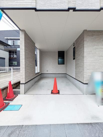 北沢一丁目戸建-3-駐車場