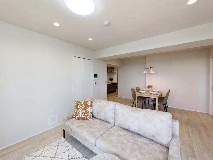 西戸山タワーホウムズセントラルタワー-2-リビング